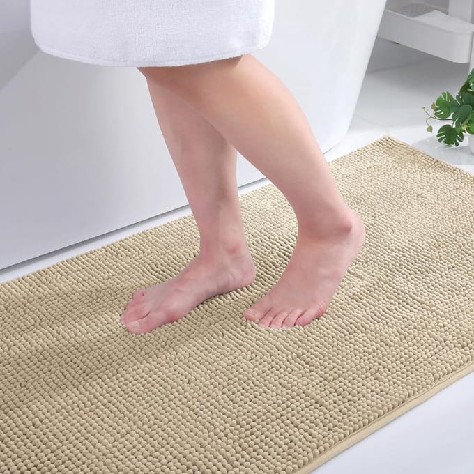 Clord - Badkamermat - Chenille - Antislip - Wasbaar - 60 x 120 cm - Beige