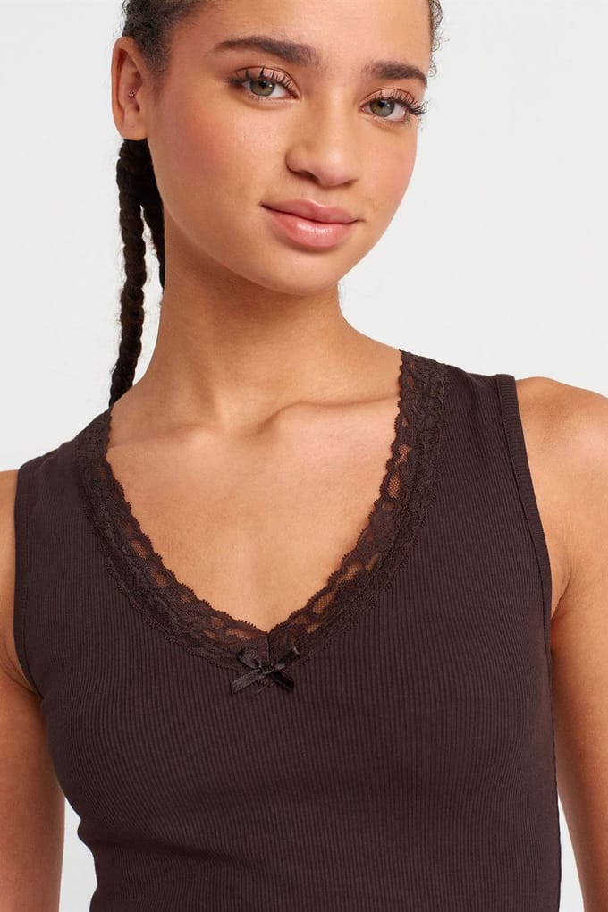 Mouwloze Kant Geribbelde V-hals Blouse
