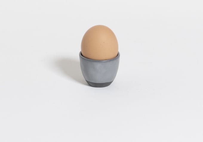 The Table | Atelier Eierdop - Set van 2 - Black Truffle - Donkergrijs - Handgemaakte Eierdopjes 5x4 cm