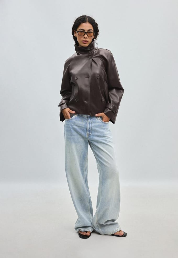 Stradivarius Korte trenchcoat met leereffect  Donkergrijs XS