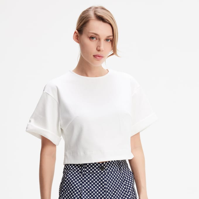 Minimalistisch kort katoenen T-shirt