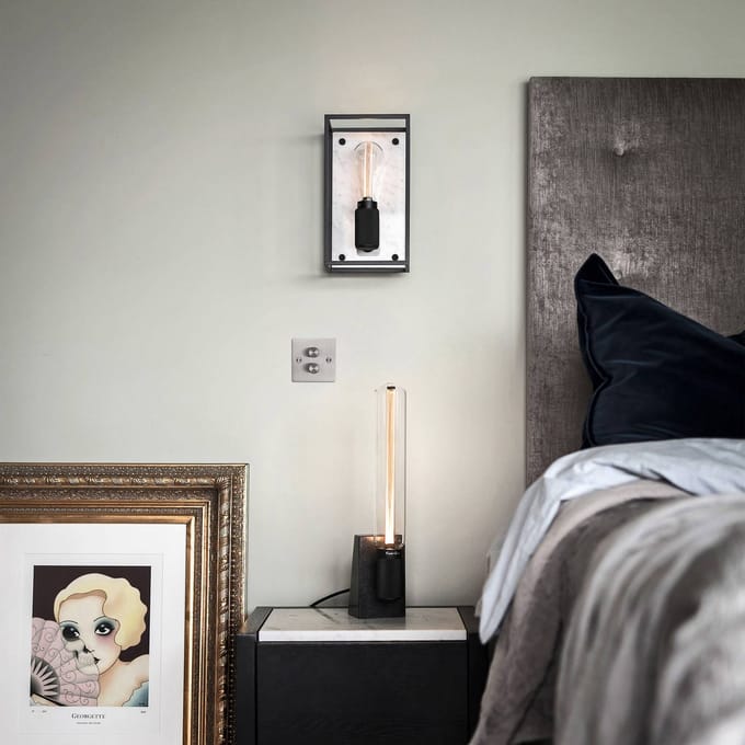 Buster + Punch wandlamp Caged Wall medium, marmer wit