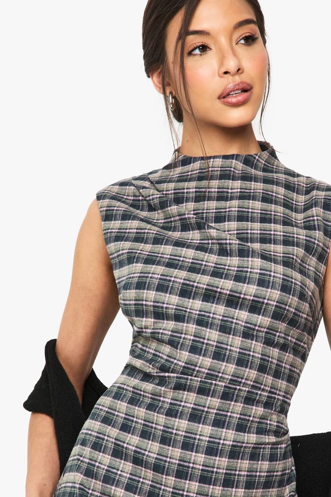 boohoo Dames Bekijk de op maat gemaakte A-lijn mini-jurk | Maat: 42