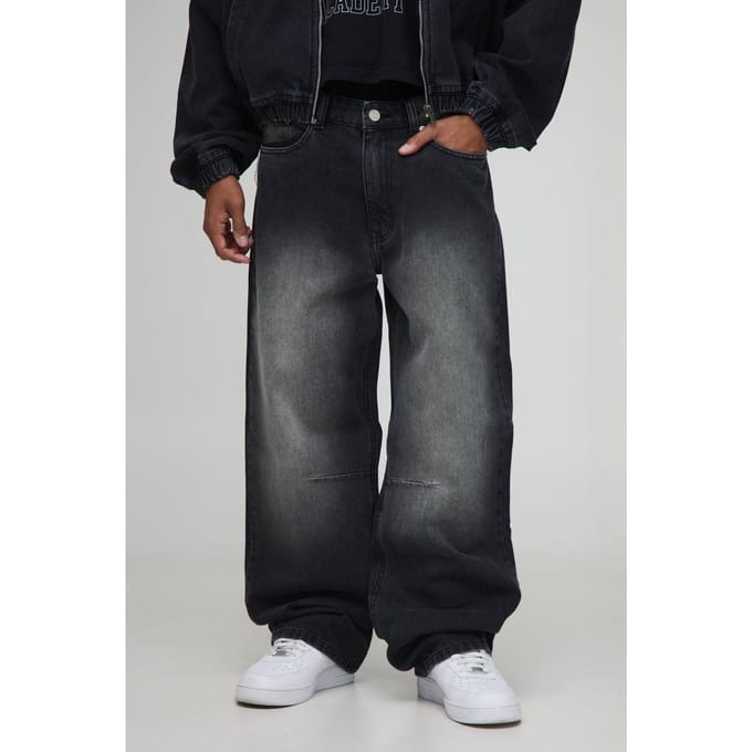 Relaxed Fit Gewassen Knee Dart Jeans | Washed Black | Size 28R