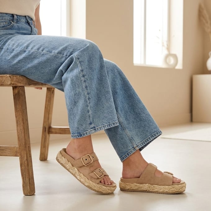 Tamaris Slippers beige Leer - Maat 39