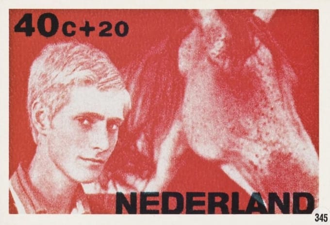 Briefkaart met afbeelding het kind in verschillende levensstadia postzegel
