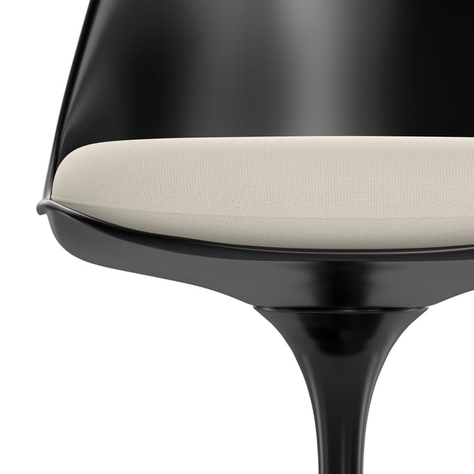Knoll International Saarinen Tulip Stoel - Hallingdal 65 (100) - creme - zwart
