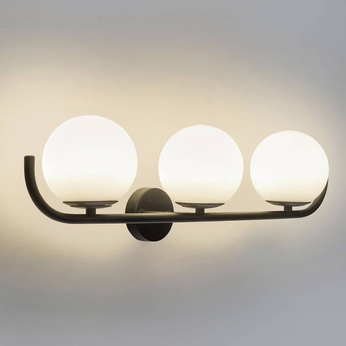 Forlight wandlamp Sfera Triple, zwart, glas, breedte 58 cm