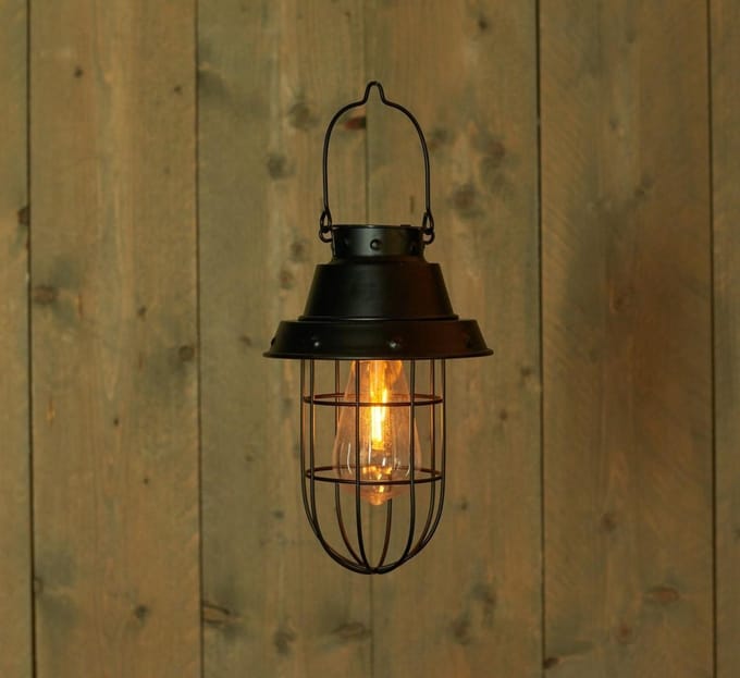 Anna's Collection - Retro Solar Stormlamp - Zwart -16,5x24,5 cm