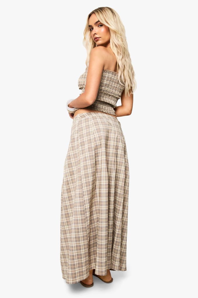boohoo Dames Gecheckte geplooide midi-rok met split | Beige | Maat: 12