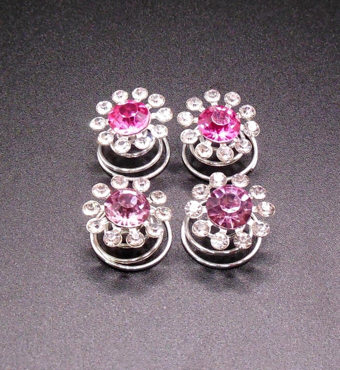 Curlies met diamanten roze tinten