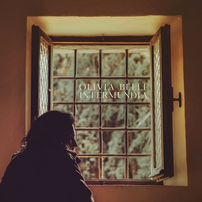 Intermundia - Olivia Belli
