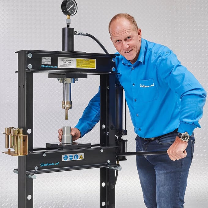 Datona® Werkplaatspers 20 ton + Perspennen - Zwart