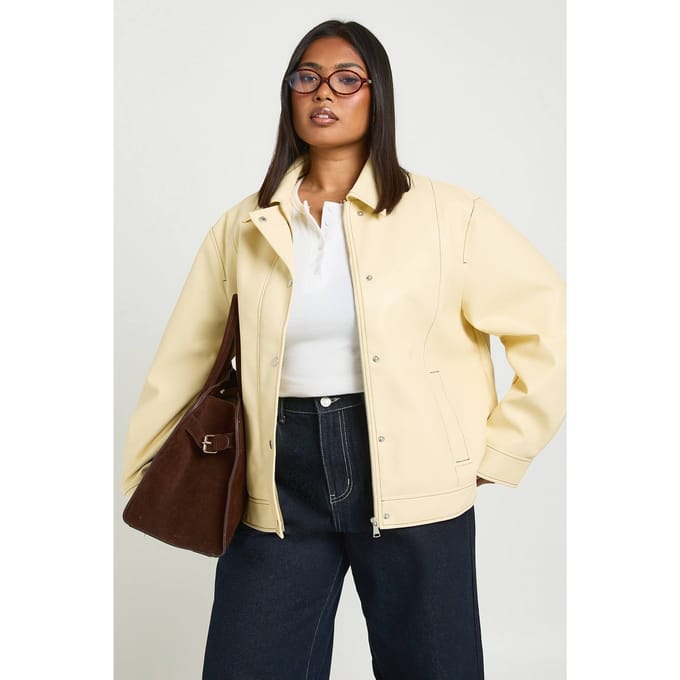 boohoo Dames Plus Kunstleren Jas met Contrasterende Stiksels | Cream | Maat: 16