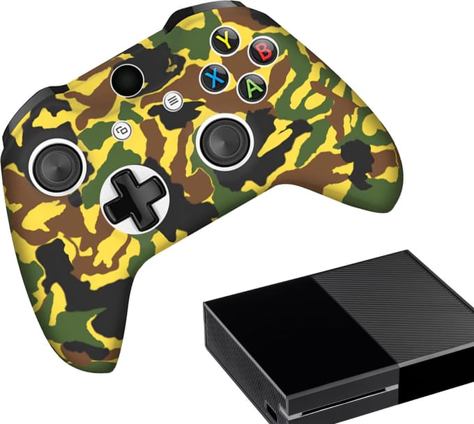 Gadgetpoint - Hoesjes & Skins voor Xbox One - Performance Gaming Case - Soft Grip Covers - Anti-Slip Controller Accessoires - Camo - Geel