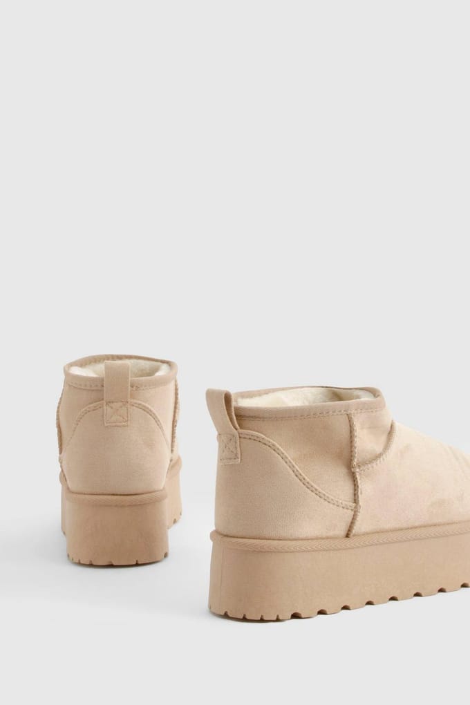 boohoo Dames Platform Mini Cosy laarzen | Mokka | Maat: 41