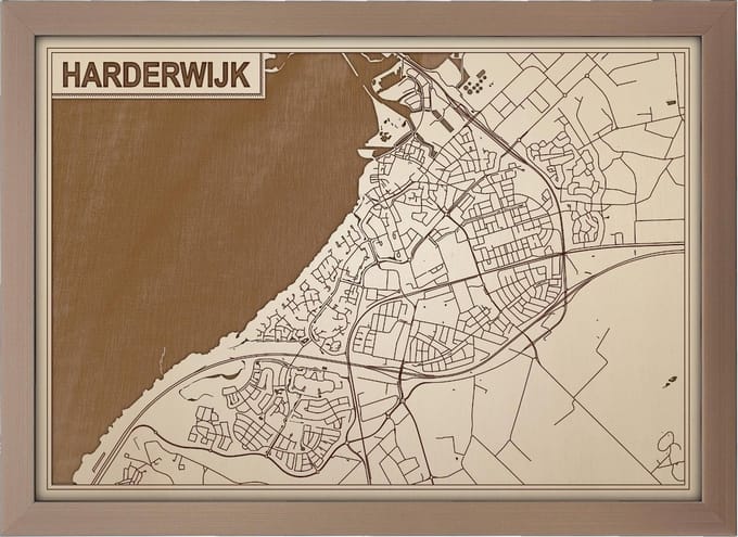 Decoratief Beeld - Houten Van Harderwijk - Hout - Bekroned - Bruin - 21 X 30 Cm