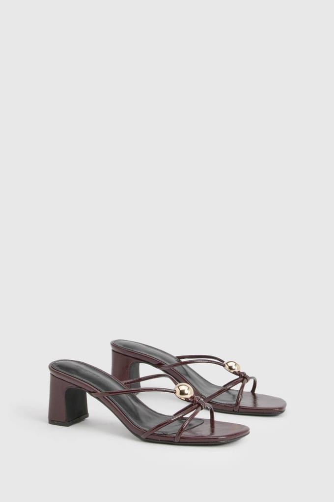 boohoo Dames Goudkleurige Bandjes Mules | Bordeaux Rood | Maat: 40