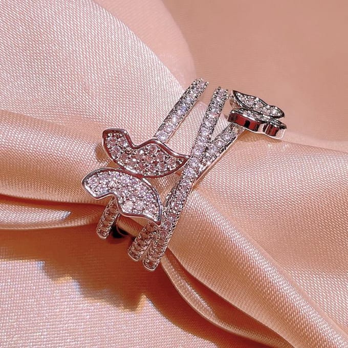 Sweet and Elegant Bow Ring Zircon Ring Feminine Chic Overlapping Index Ring No. 10 white