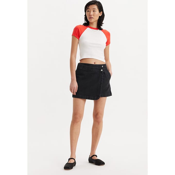 Levi's Wrap Mini Skirt Black Taglia: W24 | Minigonne Outlet | Donna | Nero