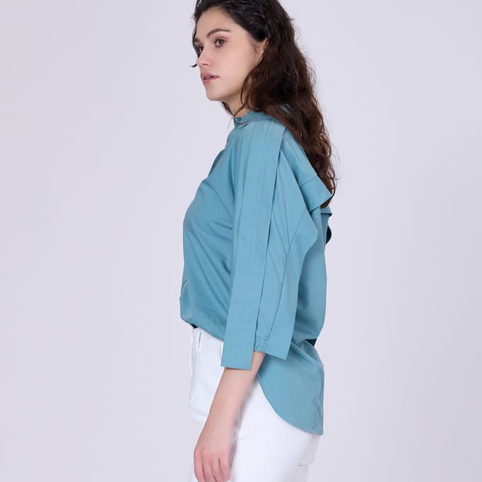 Breed schouderbanden shirt