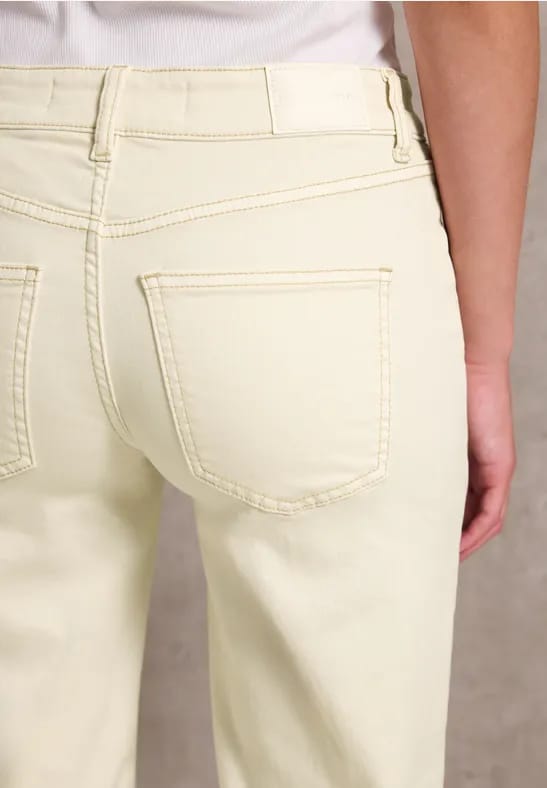Straight Legs jeans