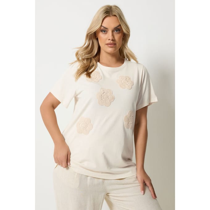 Yours Crèmekleurige Tshirt Met Madeliefjesapplicatie Size 48