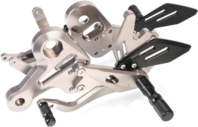 Motorfiets Voetsteunen - Verstelbare Pedaal - Verbeterde Rijervaring - Antislip Ontwerp - One Size - Zwart