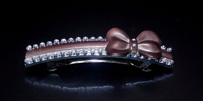 Patentspeld smal strik mat bruin met strass punten