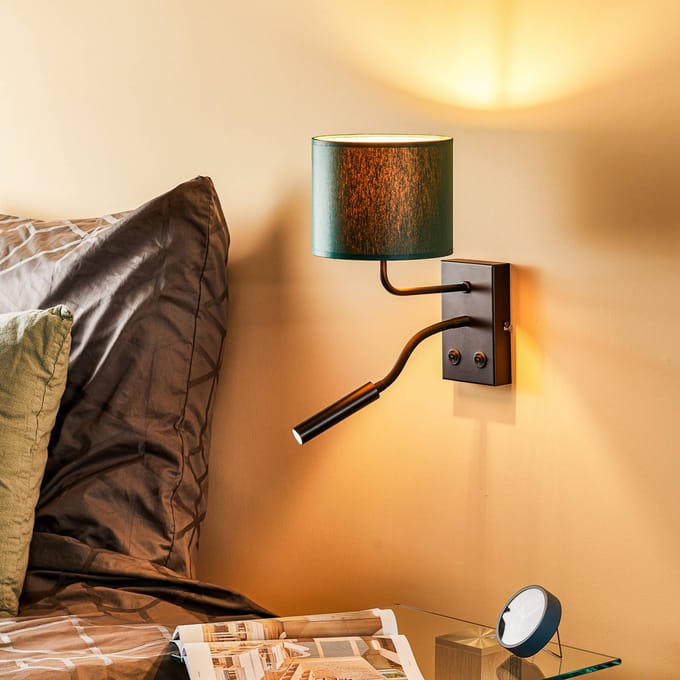Luminex Wandlamp Soho, cilindrisch, leeslampje groen/goud