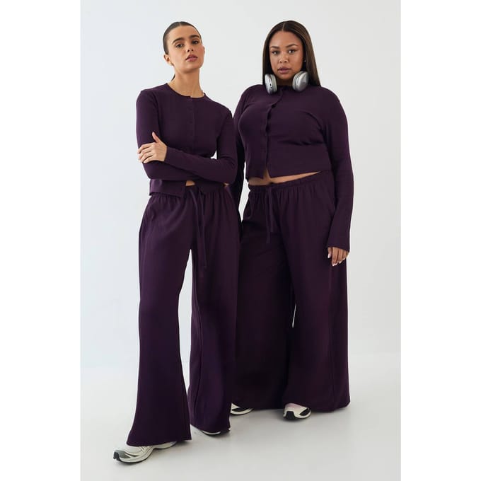 Dames DSGN Studio Wide Leg Broek | Aubergine | Maat: Medium