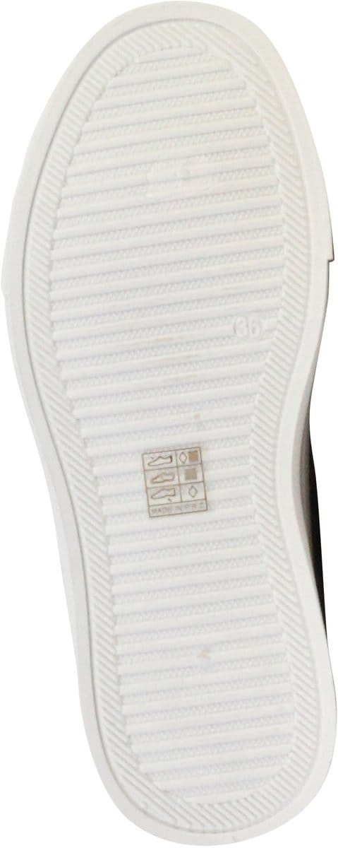 Sneakers met veters