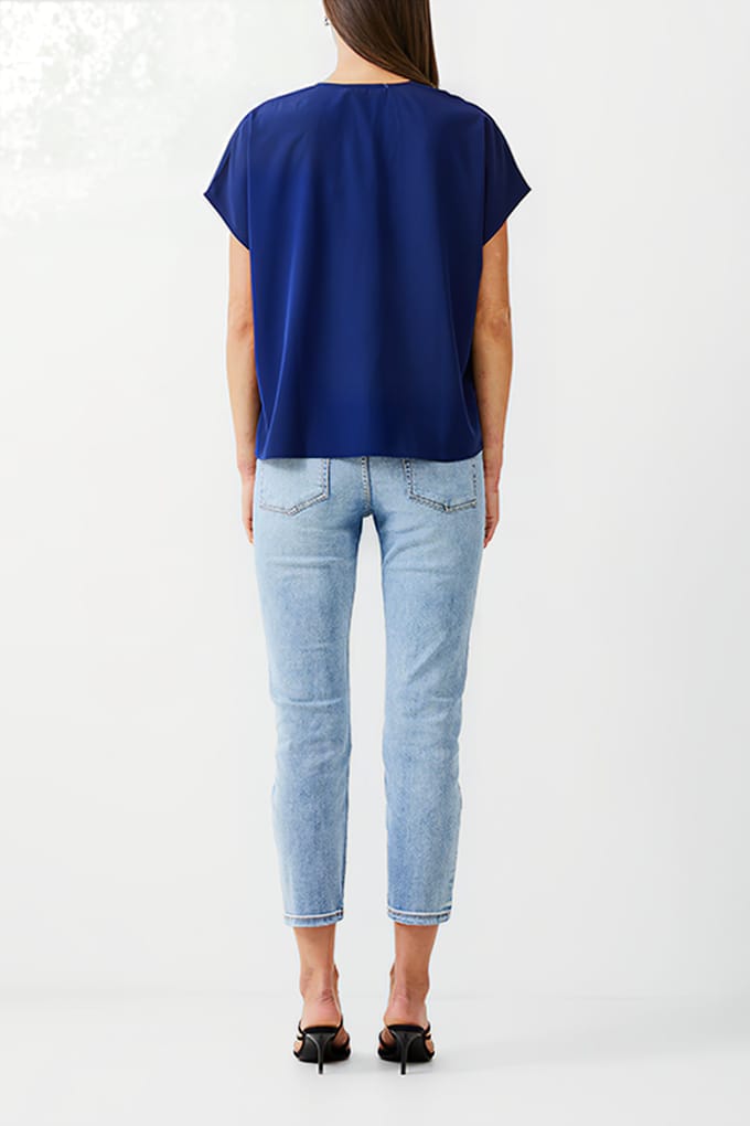 French Connection Vee Boxy Crepe Light Top Dk Navy Taglia: 6 | Magliette intime Outlet | Donna | Blu