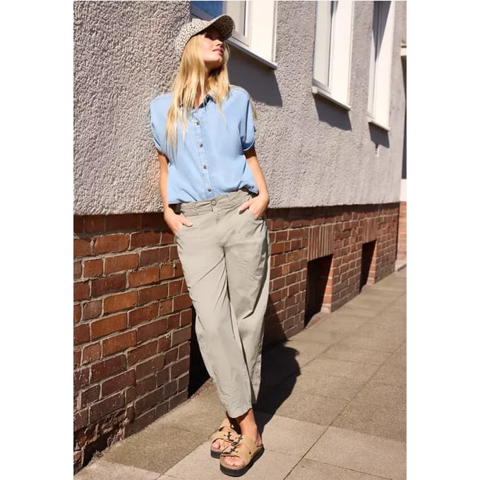 Mid Waist barrel leg hose in Loose Fit