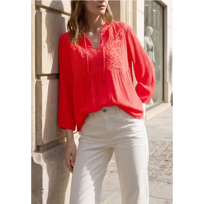 Tuniek met gespleten hals en borduursel