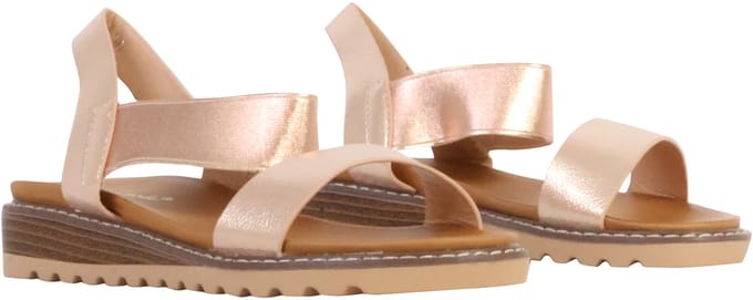 Sandalen om aan te trekken