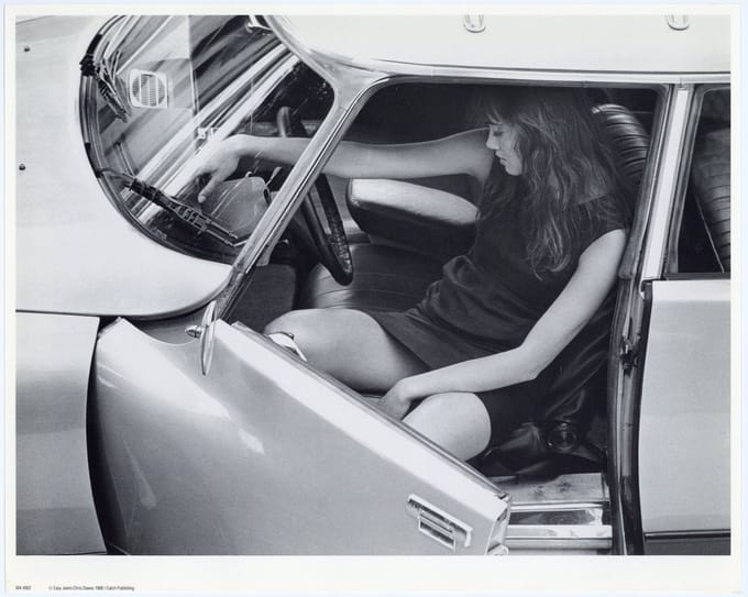 Mini zwart-wit poster - Easy Jeans Woman - C. Dawes - 24x30 cm