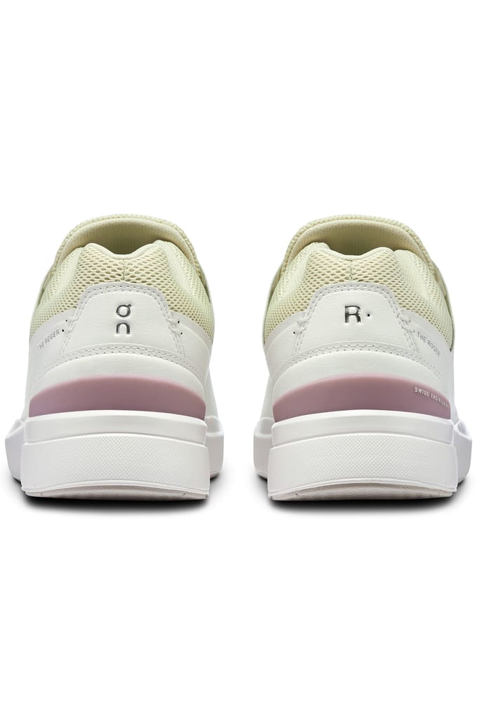 On The Roger Advantage 2 White Mauve Maat: 36 | Sneakers Outlet | Dames | Wit