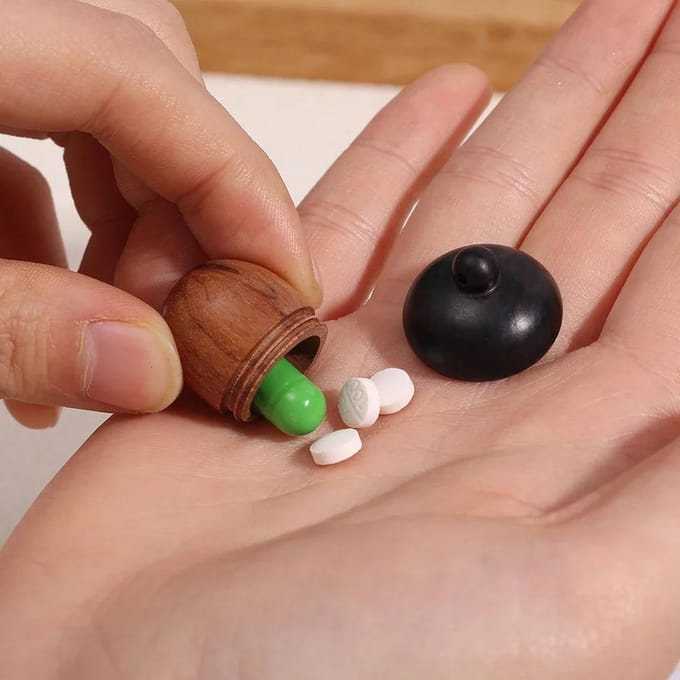 1/20x Mini Houten Eikel Hanger Doos Draagbare Reddingspillendoos Tabletten Organizer Multifunctionele Opbergcontainer DIY Eikel Hanger black