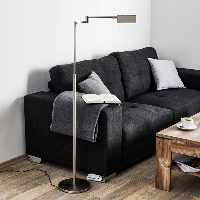 Knapstein Danuta verstelbare LED vloerlamp, mat nikkel