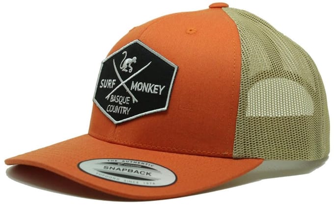 Surf Monkey - Trucker Cap - 6 Panel - One Size - Snapback - Oranjebeige