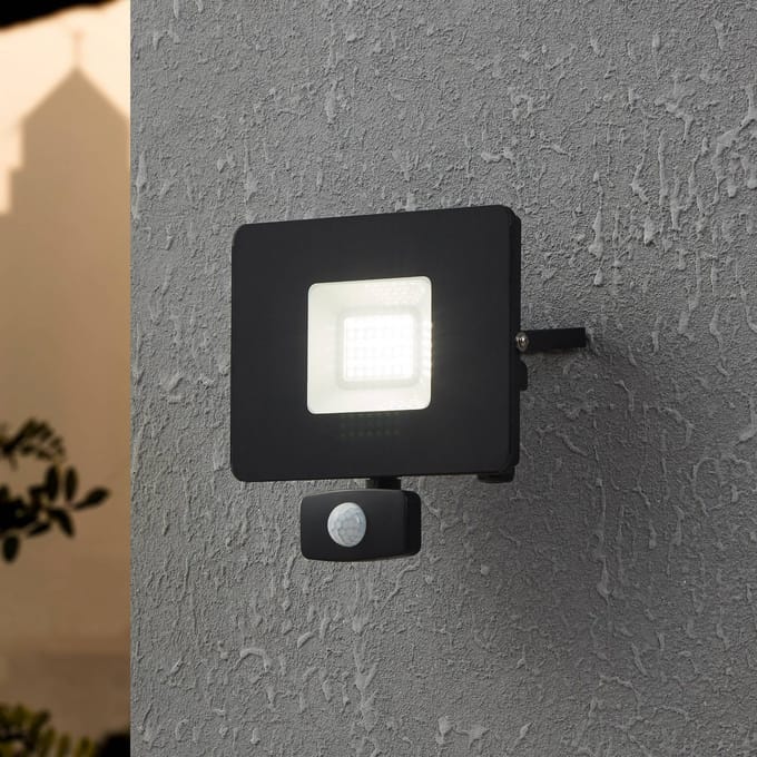 Eglo FAEDO 3 - Buiten wandlamp met bewegingssensor - Zwart