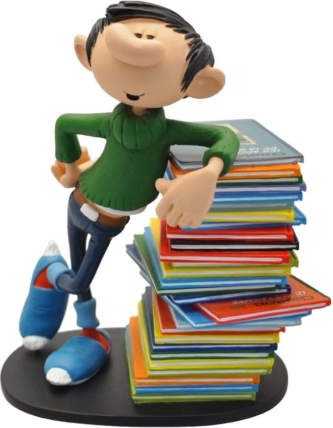 Plastoy Gaston Statue Gaston Stack of Comics 16 cm Beeld