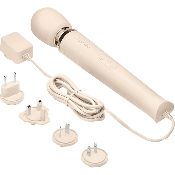 Le Wand - Krachtige Plug-In Vibrerende Massager Creme