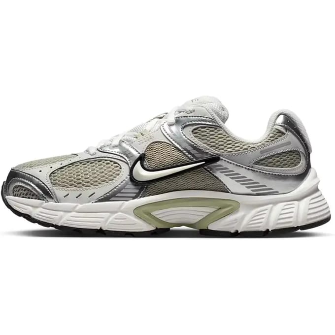 Nike V5 Dames Sneakers Hq7901-301 - Kleur Groen - Maat 37.5