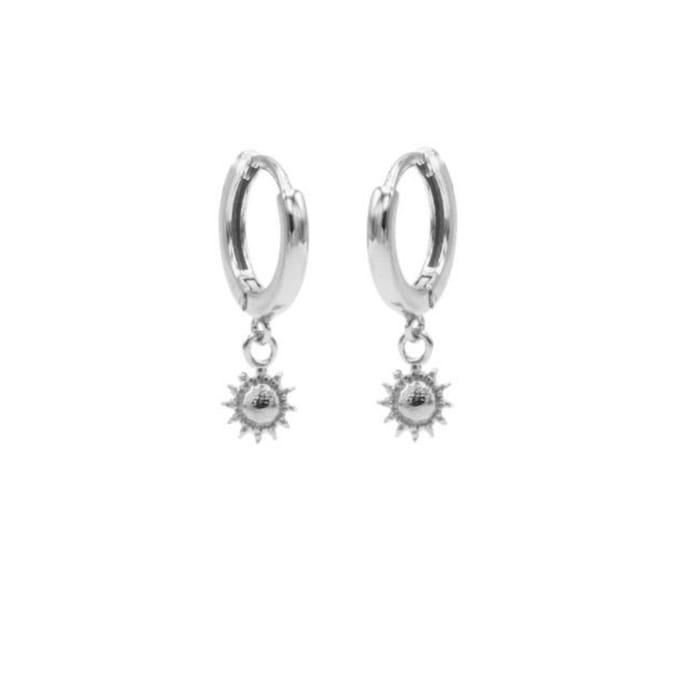 Karma hinged hoops symbool sun zilver M2012HIN