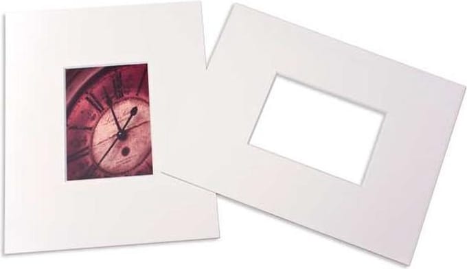 Passepartout Dubbeldik Wit 20,3x25,4cm met 8,9x14cm Venster (25 stuks)
