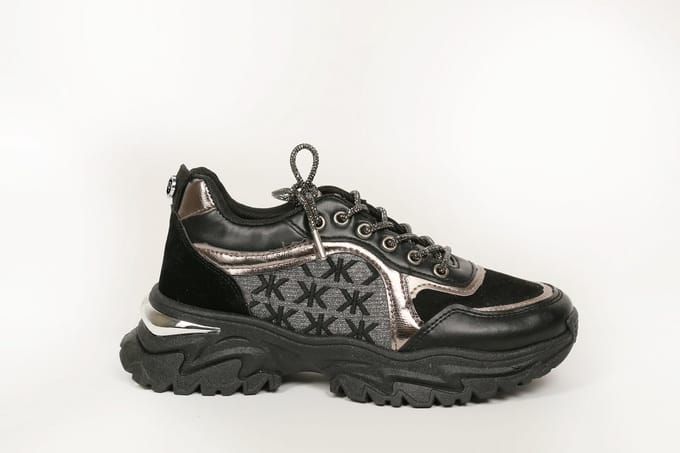 Zerba - Dames Sneakers - Maat 37 - Zwart Leer - Ginosa