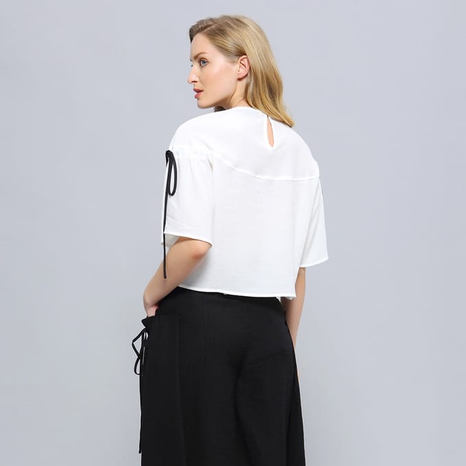 Tulpmouwen Crop Top
