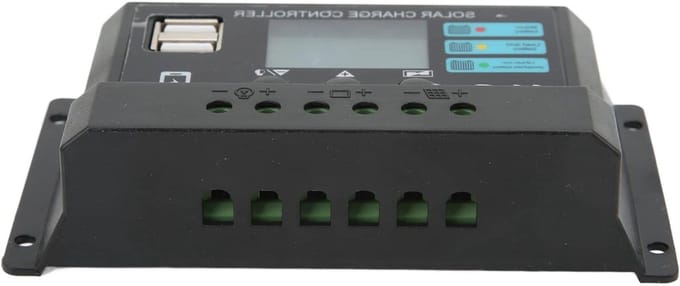 Zonne Laadregelaar - Solar Controller - Batterij Opladen - Automatische Aanpassing - 10A - Zwart